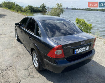 Черный Форд Фокус, объемом двигателя 1.6 л и пробегом 255 тыс. км за 5900 $, фото 13 на Automoto.ua