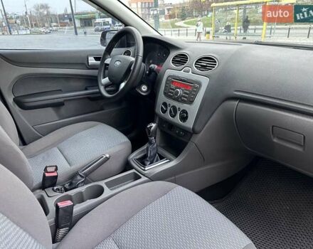 Чорний Форд Фокус, об'ємом двигуна 1.6 л та пробігом 290 тис. км за 4699 $, фото 8 на Automoto.ua