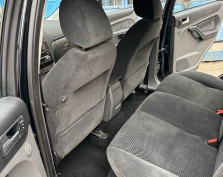 Черный Форд Фокус, объемом двигателя 2 л и пробегом 249 тыс. км за 5300 $, фото 5 на Automoto.ua