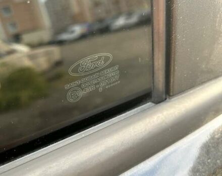 Черный Форд Фокус, объемом двигателя 1.6 л и пробегом 257 тыс. км за 5100 $, фото 15 на Automoto.ua