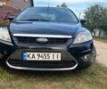 Черный Форд Фокус, объемом двигателя 1.8 л и пробегом 300 тыс. км за 4999 $, фото 1 на Automoto.ua