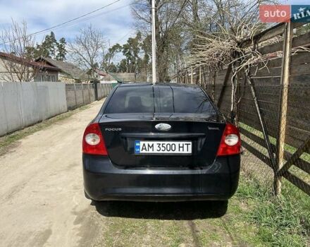 Черный Форд Фокус, объемом двигателя 1.6 л и пробегом 246 тыс. км за 4900 $, фото 11 на Automoto.ua