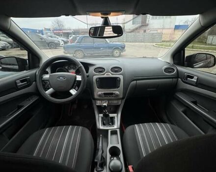 Черный Форд Фокус, объемом двигателя 1.6 л и пробегом 212 тыс. км за 5900 $, фото 8 на Automoto.ua