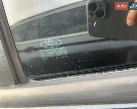 Черный Форд Фокус, объемом двигателя 1.6 л и пробегом 257 тыс. км за 5100 $, фото 12 на Automoto.ua