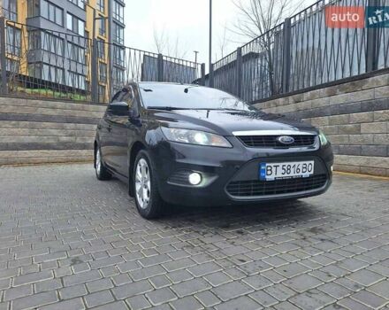 Черный Форд Фокус, объемом двигателя 1.8 л и пробегом 220 тыс. км за 5999 $, фото 9 на Automoto.ua
