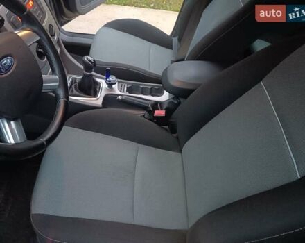 Черный Форд Фокус, объемом двигателя 1.6 л и пробегом 214 тыс. км за 5850 $, фото 7 на Automoto.ua