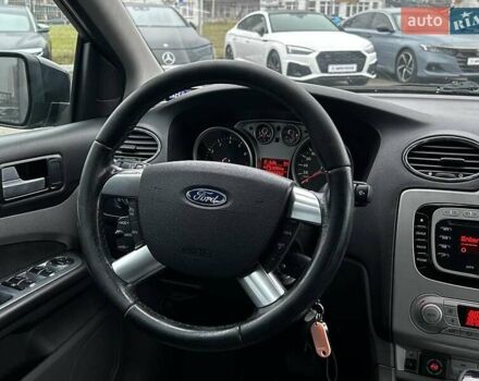 Черный Форд Фокус, объемом двигателя 1.6 л и пробегом 208 тыс. км за 6490 $, фото 24 на Automoto.ua