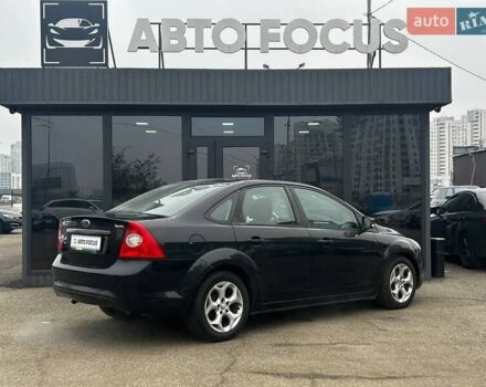Черный Форд Фокус, объемом двигателя 1.6 л и пробегом 208 тыс. км за 6490 $, фото 7 на Automoto.ua