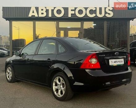 Черный Форд Фокус, объемом двигателя 1.6 л и пробегом 207 тыс. км за 7490 $, фото 3 на Automoto.ua