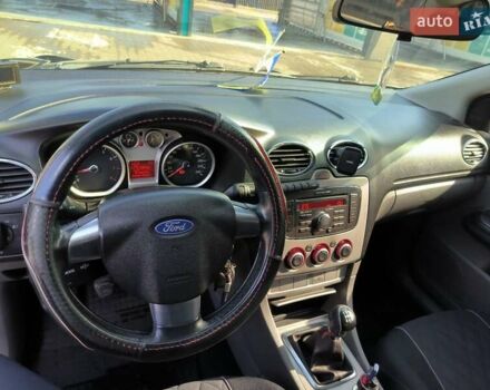 Черный Форд Фокус, объемом двигателя 1.6 л и пробегом 213 тыс. км за 5300 $, фото 5 на Automoto.ua