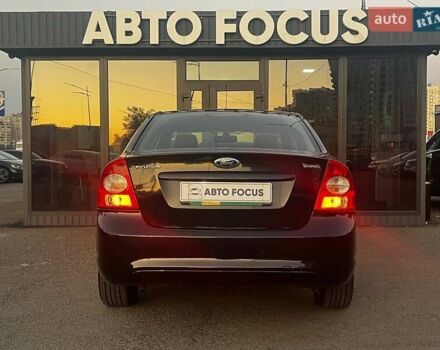 Черный Форд Фокус, объемом двигателя 1.6 л и пробегом 207 тыс. км за 7490 $, фото 7 на Automoto.ua