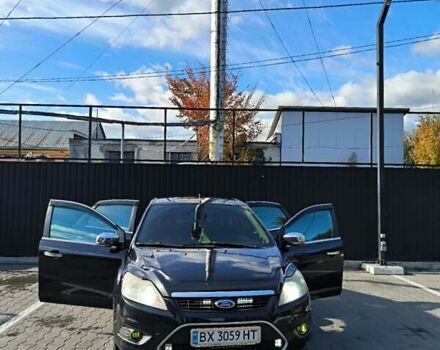 Черный Форд Фокус, объемом двигателя 1.6 л и пробегом 213 тыс. км за 5300 $, фото 1 на Automoto.ua