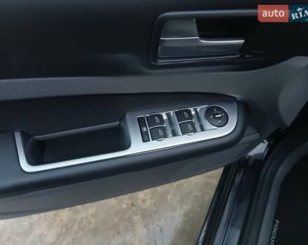 Черный Форд Фокус, объемом двигателя 1.6 л и пробегом 214 тыс. км за 5850 $, фото 3 на Automoto.ua