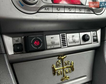 Черный Форд Фокус, объемом двигателя 1.6 л и пробегом 208 тыс. км за 6490 $, фото 19 на Automoto.ua