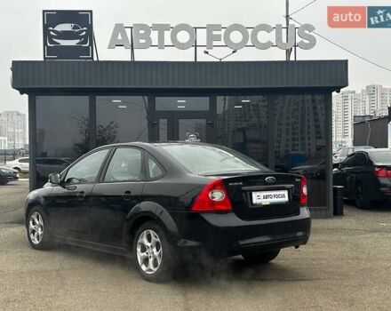 Черный Форд Фокус, объемом двигателя 1.6 л и пробегом 208 тыс. км за 6490 $, фото 4 на Automoto.ua