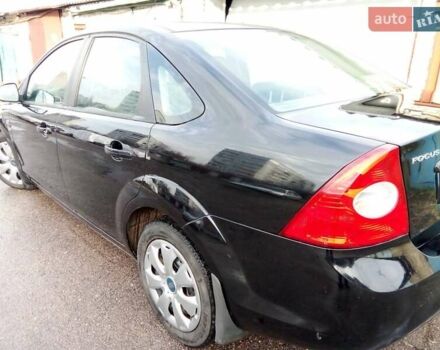 Черный Форд Фокус, объемом двигателя 1.6 л и пробегом 210 тыс. км за 5500 $, фото 4 на Automoto.ua