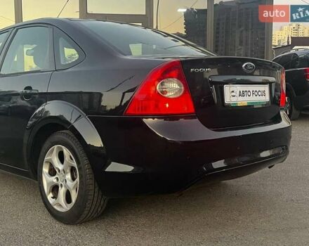 Черный Форд Фокус, объемом двигателя 1.6 л и пробегом 207 тыс. км за 7490 $, фото 5 на Automoto.ua