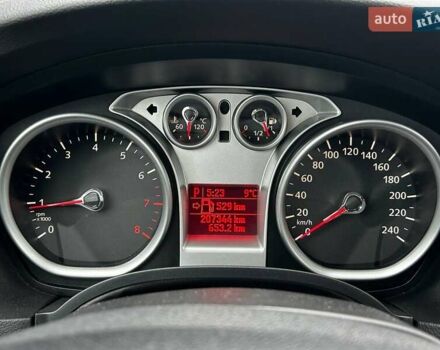 Черный Форд Фокус, объемом двигателя 1.6 л и пробегом 208 тыс. км за 6490 $, фото 18 на Automoto.ua