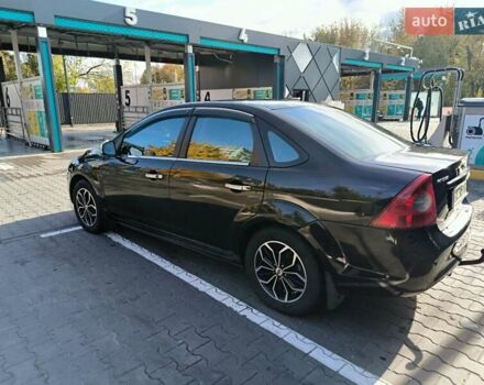 Черный Форд Фокус, объемом двигателя 1.6 л и пробегом 213 тыс. км за 5300 $, фото 8 на Automoto.ua