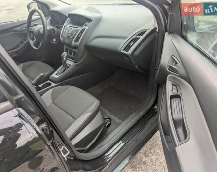 Чорний Форд Фокус, об'ємом двигуна 2 л та пробігом 138 тис. км за 6600 $, фото 5 на Automoto.ua