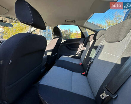 Черный Форд Фокус, объемом двигателя 2 л и пробегом 57 тыс. км за 9800 $, фото 17 на Automoto.ua