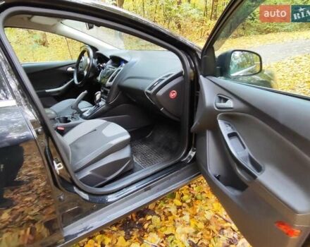 Черный Форд Фокус, объемом двигателя 1.6 л и пробегом 208 тыс. км за 6600 $, фото 4 на Automoto.ua