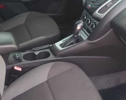 Черный Форд Фокус, объемом двигателя 2 л и пробегом 220 тыс. км за 6000 $, фото 6 на Automoto.ua