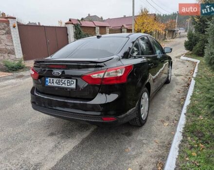 Чорний Форд Фокус, об'ємом двигуна 2 л та пробігом 138 тис. км за 6600 $, фото 2 на Automoto.ua