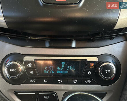 Чорний Форд Фокус, об'ємом двигуна 1.6 л та пробігом 317 тис. км за 6000 $, фото 15 на Automoto.ua