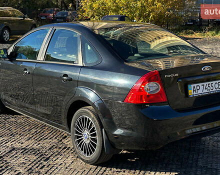 Черный Форд Фокус, объемом двигателя 2 л и пробегом 57 тыс. км за 9800 $, фото 6 на Automoto.ua