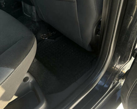 Чорний Форд Фокус, об'ємом двигуна 1.6 л та пробігом 317 тис. км за 6000 $, фото 10 на Automoto.ua