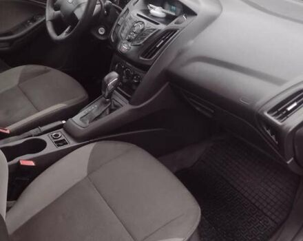 Чорний Форд Фокус, об'ємом двигуна 2 л та пробігом 253 тис. км за 6500 $, фото 7 на Automoto.ua