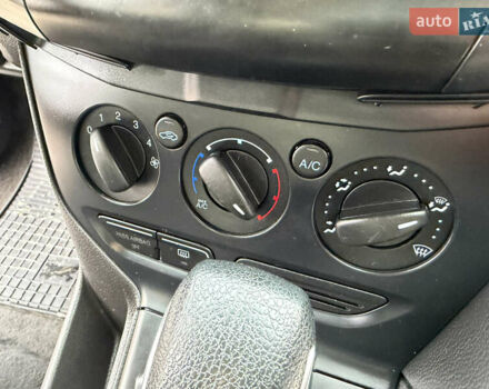 Черный Форд Фокус, объемом двигателя 2 л и пробегом 110 тыс. км за 5799 $, фото 14 на Automoto.ua