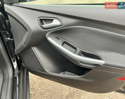 Черный Форд Фокус, объемом двигателя 2 л и пробегом 159 тыс. км за 7999 $, фото 13 на Automoto.ua