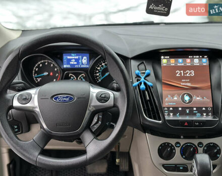 Чорний Форд Фокус, об'ємом двигуна 2 л та пробігом 230 тис. км за 5450 $, фото 20 на Automoto.ua