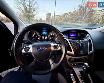 Черный Форд Фокус, объемом двигателя 1.6 л и пробегом 121 тыс. км за 7900 $, фото 12 на Automoto.ua