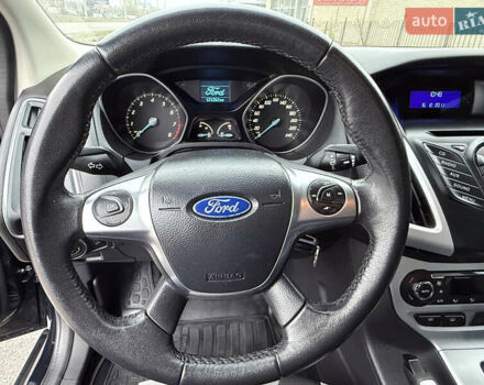 Черный Форд Фокус, объемом двигателя 1.6 л и пробегом 121 тыс. км за 7900 $, фото 11 на Automoto.ua