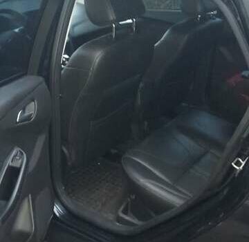 Чорний Форд Фокус, об'ємом двигуна 2 л та пробігом 227 тис. км за 7800 $, фото 2 на Automoto.ua