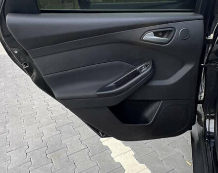 Чорний Форд Фокус, об'ємом двигуна 2 л та пробігом 79 тис. км за 7000 $, фото 15 на Automoto.ua