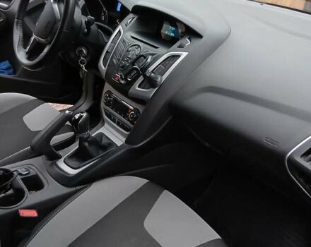 Черный Форд Фокус, объемом двигателя 1 л и пробегом 60 тыс. км за 8000 $, фото 2 на Automoto.ua