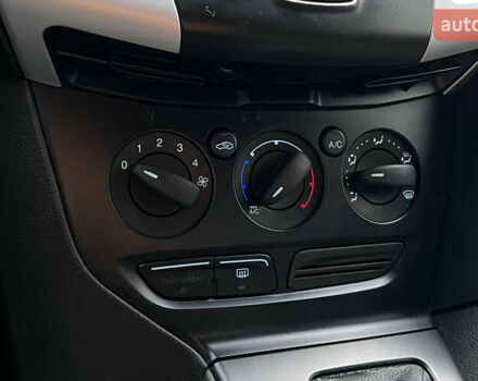 Форд Фокус 2013 в Львове на Automoto.ua Черный Форд Фокус, объемом двигателя 2 л и пробегом 230 тыс. км за 6999 $, фото 13 на Automoto.ua