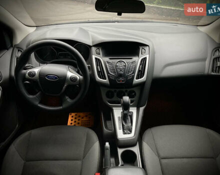 Черный Форд Фокус, объемом двигателя 2 л и пробегом 216 тыс. км за 7200 $, фото 10 на Automoto.ua