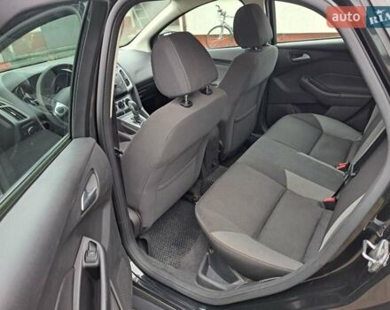 Черный Форд Фокус, объемом двигателя 2 л и пробегом 148 тыс. км за 7400 $, фото 5 на Automoto.ua