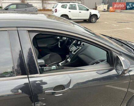 Черный Форд Фокус, объемом двигателя 2 л и пробегом 300 тыс. км за 7500 $, фото 15 на Automoto.ua