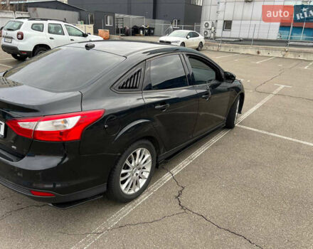 Черный Форд Фокус, объемом двигателя 2 л и пробегом 300 тыс. км за 7500 $, фото 6 на Automoto.ua