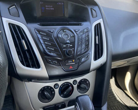 Форд Фокус 2014 в Белой Церкве на Automoto.ua Черный Форд Фокус, объемом двигателя 2 л и пробегом 130 тыс. км за 7100 $, фото 11 на Automoto.ua