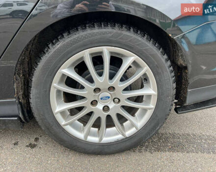 Черный Форд Фокус, объемом двигателя 2 л и пробегом 300 тыс. км за 7500 $, фото 24 на Automoto.ua