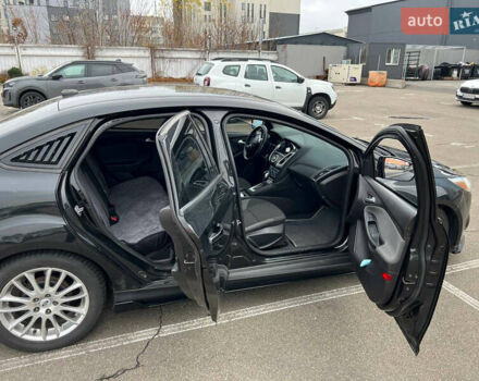 Черный Форд Фокус, объемом двигателя 2 л и пробегом 300 тыс. км за 7500 $, фото 28 на Automoto.ua