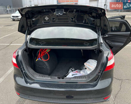 Черный Форд Фокус, объемом двигателя 2 л и пробегом 300 тыс. км за 7500 $, фото 23 на Automoto.ua