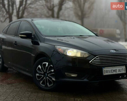 Черный Форд Фокус, объемом двигателя 2 л и пробегом 156 тыс. км за 7899 $, фото 2 на Automoto.ua